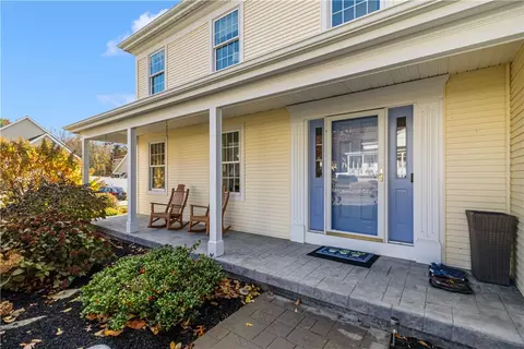 Exterior - 22 Beech Tree Pl, South Kingstown, RI 02879 photo 5 of 11