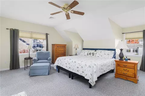 Bedroom - 22 Beech Tree Pl, South Kingstown, RI 02879 photo 1 of 5