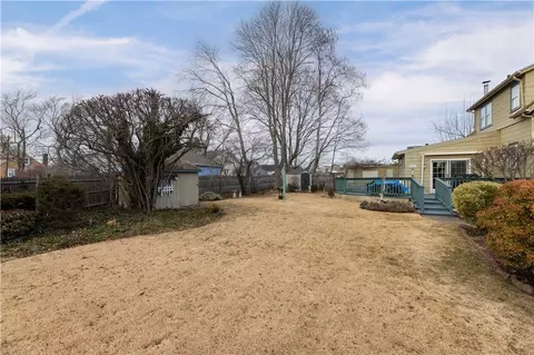 Exterior - 233 Palace Ave, Warwick, RI 02886 photo 8 of 14