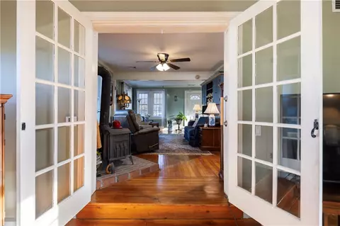 Entry Way - 233 Palace Ave, Warwick, RI 02886 photo 2 of 2