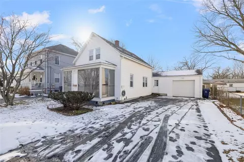123 Harrington Ave, Warwick, RI 02888