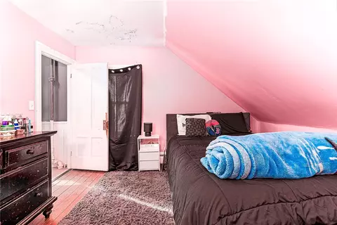 Bedroom - 11 Appleton Ave, Pawtucket, RI 02860 photo 3 of 13