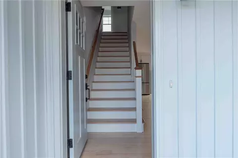 Entry Way - 6 Lillian Ct, Warwick, RI 02889 photo 1 of 3