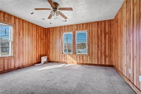 Bedroom - 36 Fairmount St, Woonsocket, RI 02895 photo 2 of 8