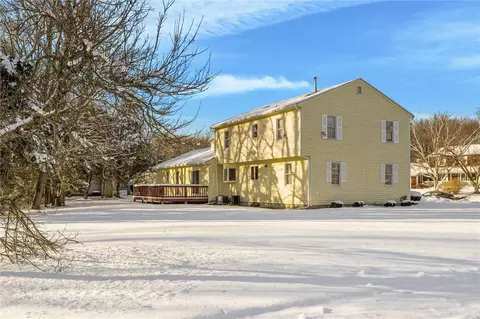 10 Arrowhead Way, Warwick, RI 02886 photo 3