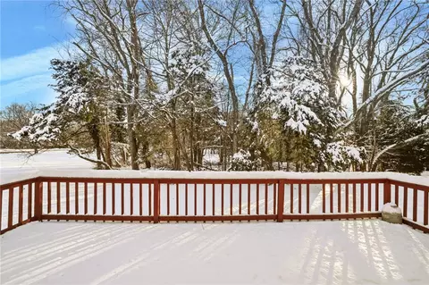 10 Arrowhead Way, Warwick, RI 02886 photo 36