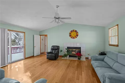 10 Arrowhead Way, Warwick, RI 02886 photo 5