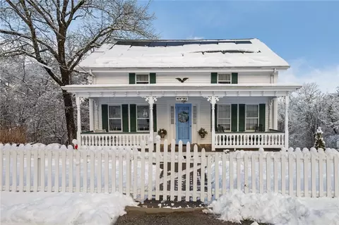 23 Butter Ln, Charlestown, RI 02813