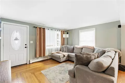 Living - 727 Mendon Rd, Woonsocket, RI 02895 photo 1 of 1