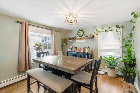 Dining - 727 Mendon Rd, Woonsocket, RI 02895 photo 1 of 4