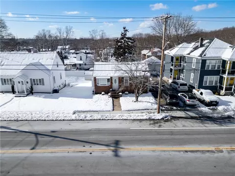 View/Area - 727 Mendon Rd, Woonsocket, RI 02895 photo 2 of 2