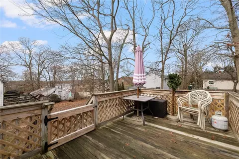 Exterior - 39 Mohawk St, Coventry, RI 02816 photo 3 of 8