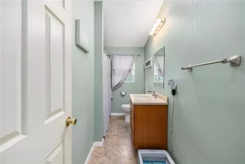 Entry Way - 39 Mohawk St, Coventry, RI 02816 photo 1 of 2