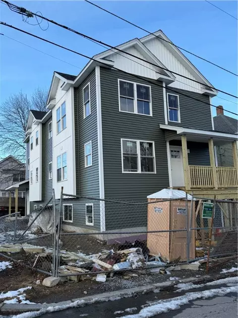 160 Cumberland St, Providence, RI 02908