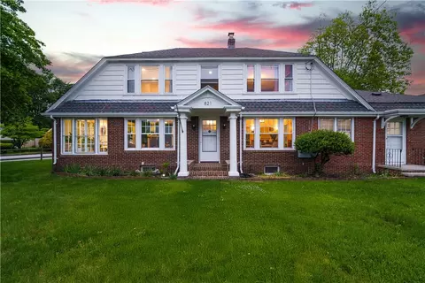 Exterior - 821 Post Rd, Warwick, RI 02888 photo 3 of 3