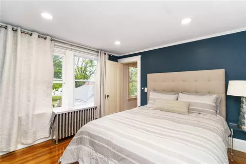 Bedroom - 821 Post Rd, Warwick, RI 02888 photo 4 of 9