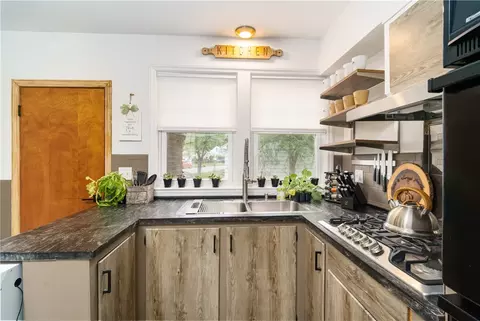 Kitchen - 821 Post Rd, Warwick, RI 02888 photo 2 of 6