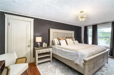 Bedroom - 821 Post Rd, Warwick, RI 02888 photo 7 of 9