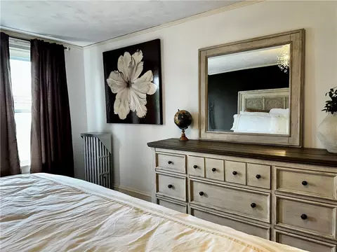 Bedroom - 821 Post Rd, Warwick, RI 02888 photo 6 of 9