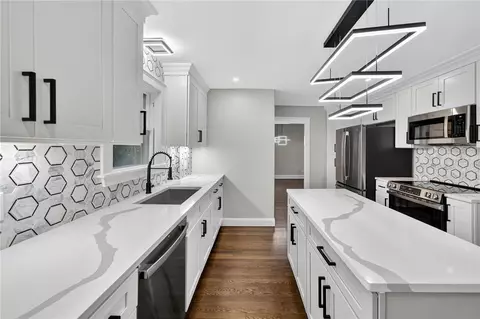 3360 Diamond Hill Rd, Cumberland, RI 02864