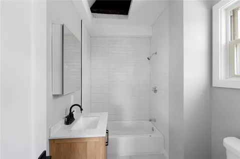 Bath - 735 Broadway, Pawtucket, RI 02861 photo 2 of 3