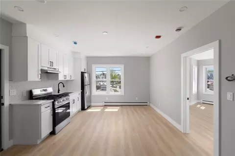 Living - 735 Broadway, Pawtucket, RI 02861 photo 2 of 6