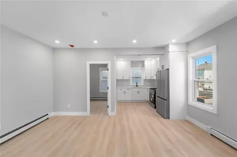 735 Broadway, Pawtucket, RI 02861
