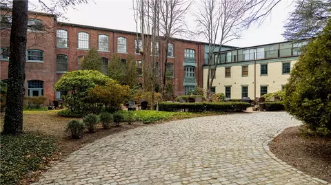 555 S Main St #321, Providence, RI 02903