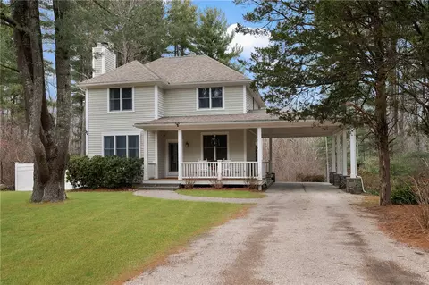 376 Hill St, Coventry, RI 02816