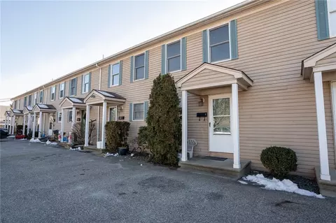 25 Sharon St #2, Cranston, RI 02910