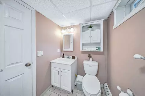 Bath - 3945 Post Rd, Warwick, RI 02886 photo 6 of 7