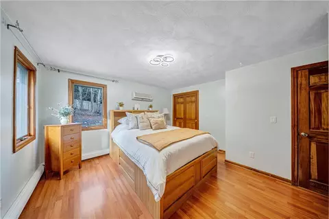 Bedroom - 3945 Post Rd, Warwick, RI 02886 photo 1 of 5