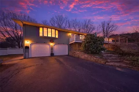 3945 Post Rd, Warwick, RI 02886
