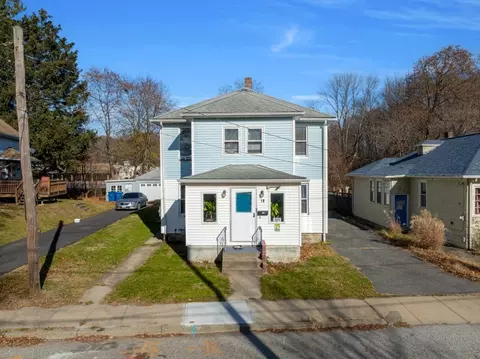 10 Huntington Ave, Blackstone, MA 01504