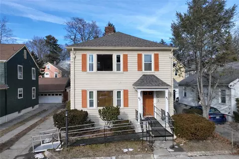 43 Higgins Ave, Providence, RI 02908