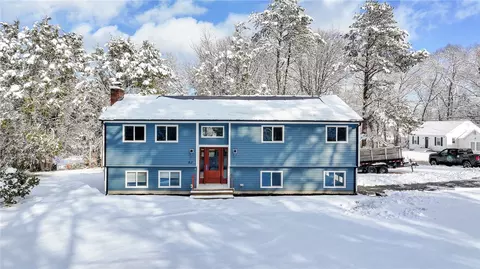 63 Bishop Hill Rd, Johnston, RI 02919