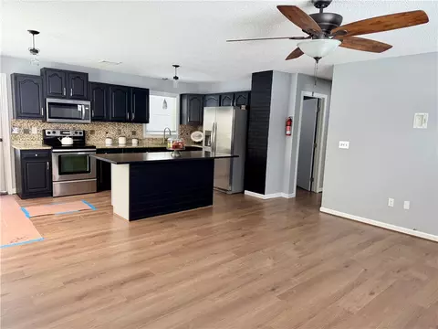Kitchen - 30 Huntley Rd, Killingly, CT 06241 photo 5 of 5