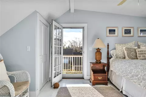 Bedroom - 43 Noyes Neck Rd, Westerly, RI 02891 photo 4 of 6