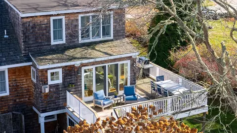 Exterior - 43 Noyes Neck Rd, Westerly, RI 02891 photo 6 of 9