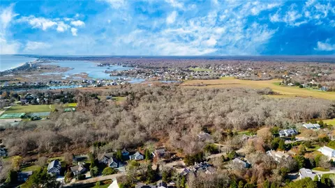 View/Area - 43 Noyes Neck Rd, Westerly, RI 02891 photo 4 of 6