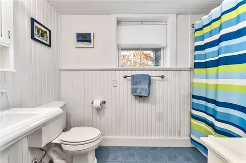 Bath - 43 Noyes Neck Rd, Westerly, RI 02891 photo 4 of 4