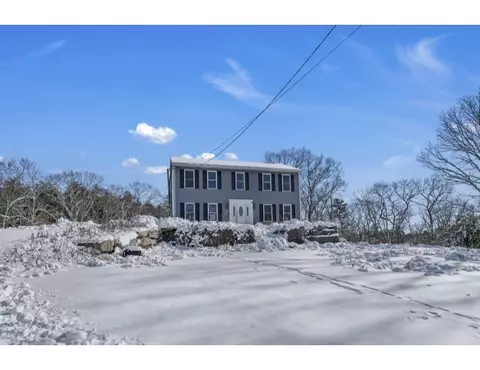 34 Hicks Way, Foster, RI 02825