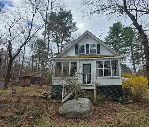 10 Pine Orchard Rd, Glocester, RI 02814