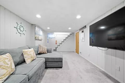 Living - 11 Midway Dr, Warwick, RI 02886 photo 2 of 2