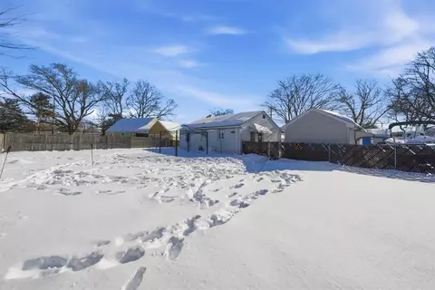 Exterior - 11 Midway Dr, Warwick, RI 02886 photo 4 of 7