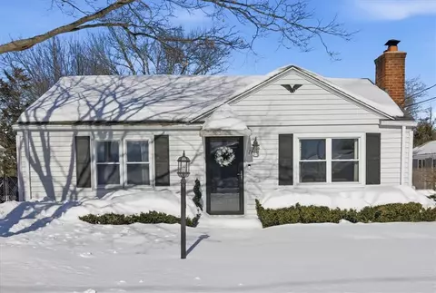 Exterior - 11 Midway Dr, Warwick, RI 02886 photo 2 of 7