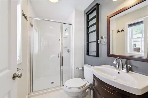 Bath - 55 Dixie Ave, Warwick, RI 02889 photo 3 of 4