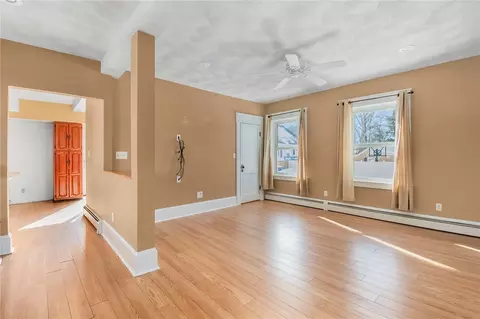 Living - 2 Overbrook Ave, Warwick, RI 02889 photo 1 of 4