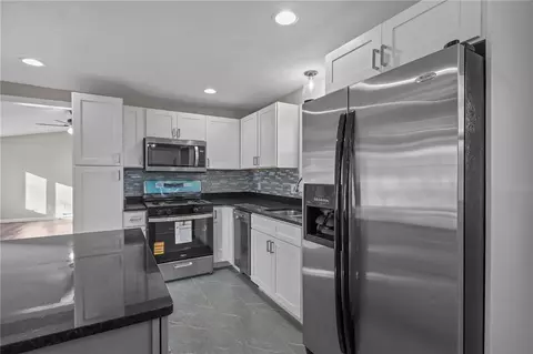 38 Bowman St, Warwick, RI 02889 photo 10