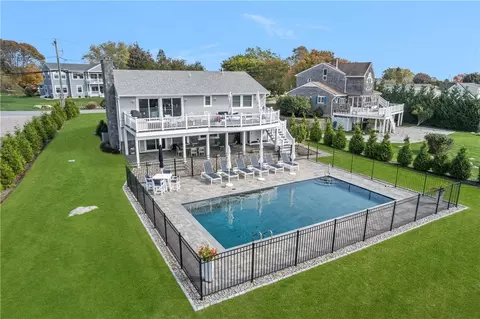 209 Carpenter Dr, South Kingstown, RI 02879